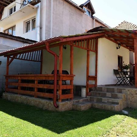 Hotel Casa Optim à Călimăneşti Extérieur photo