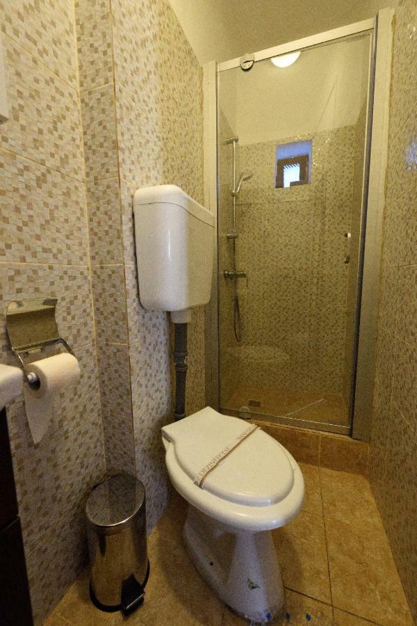 Hotel Casa Optim à Călimăneşti Extérieur photo